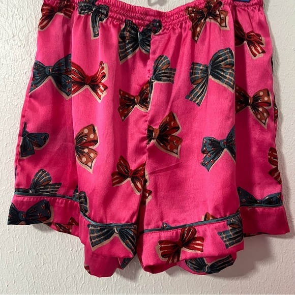 Their Nibs Women’s Medium Satin Shortie Pyjamas Pink Bow Print Sleepwear NWOT - Picture 8 of 13